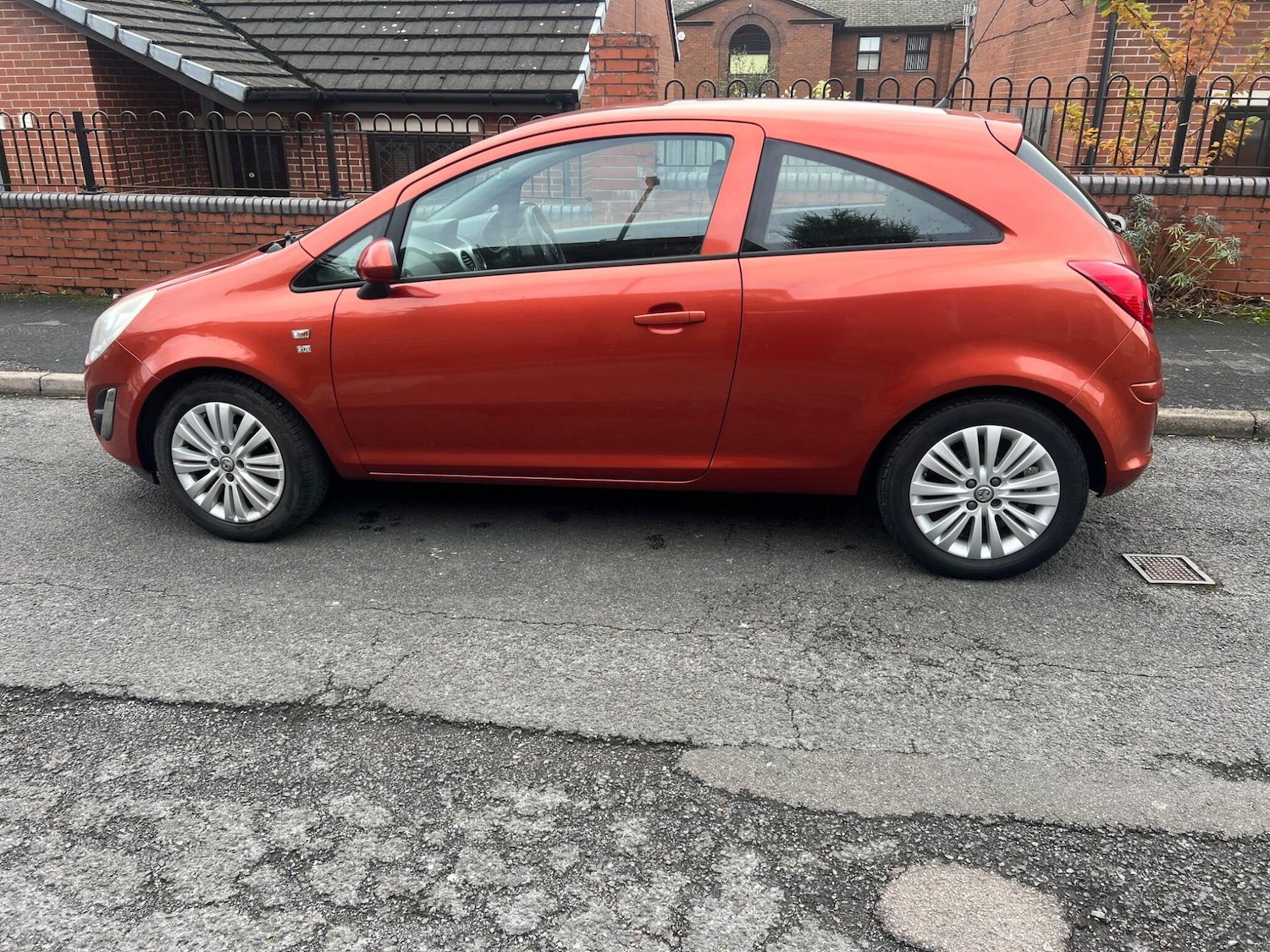 Used Vauxhall Corsa 2011 for sale - 76703622: Photo 9