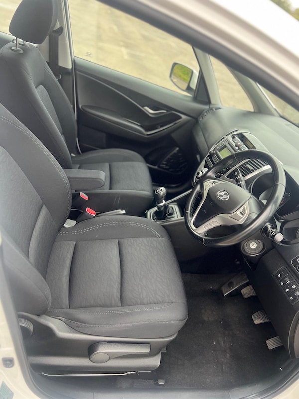 Used Hyundai Ix20 2013 for sale - 76238581: Photo 13