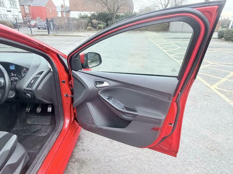 Used Ford Focus for sale - 77738125: Photo 54