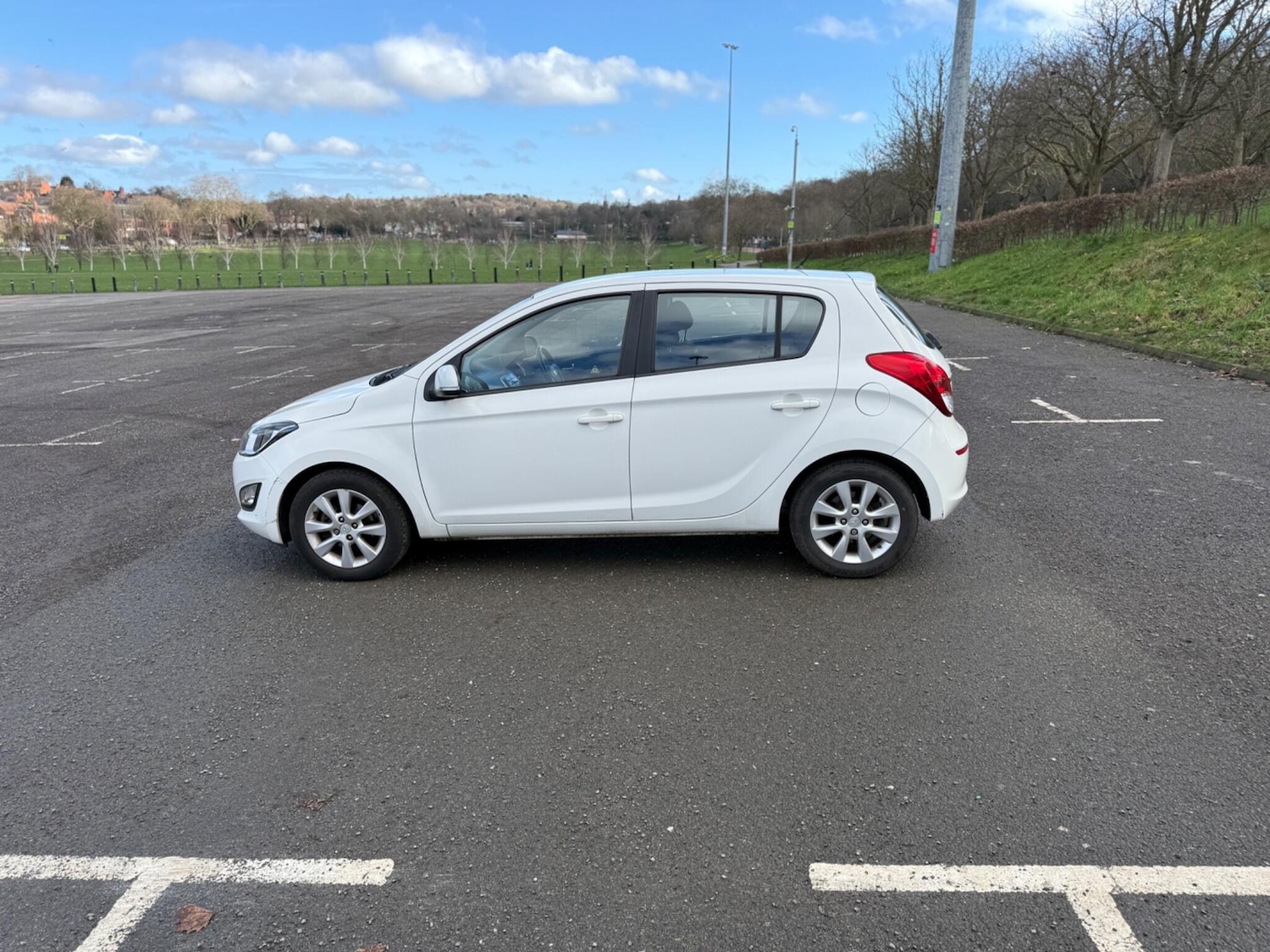 Used Hyundai i20 2014 for sale - 77710057: Photo 10