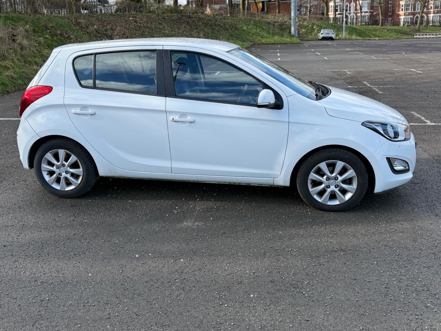 Used Hyundai i20 2014 for sale - 77710057: Photo 13