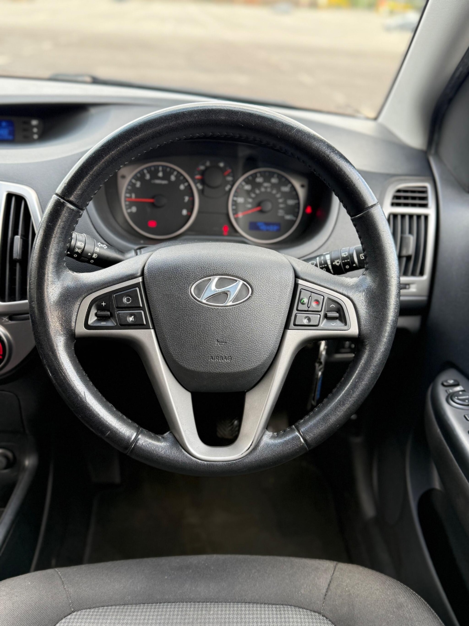 Used Hyundai i20 2014 for sale - 77710057: Photo 35