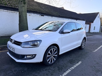 Used Volkswagen Polo 2014 for sale - 77016162: Photo
