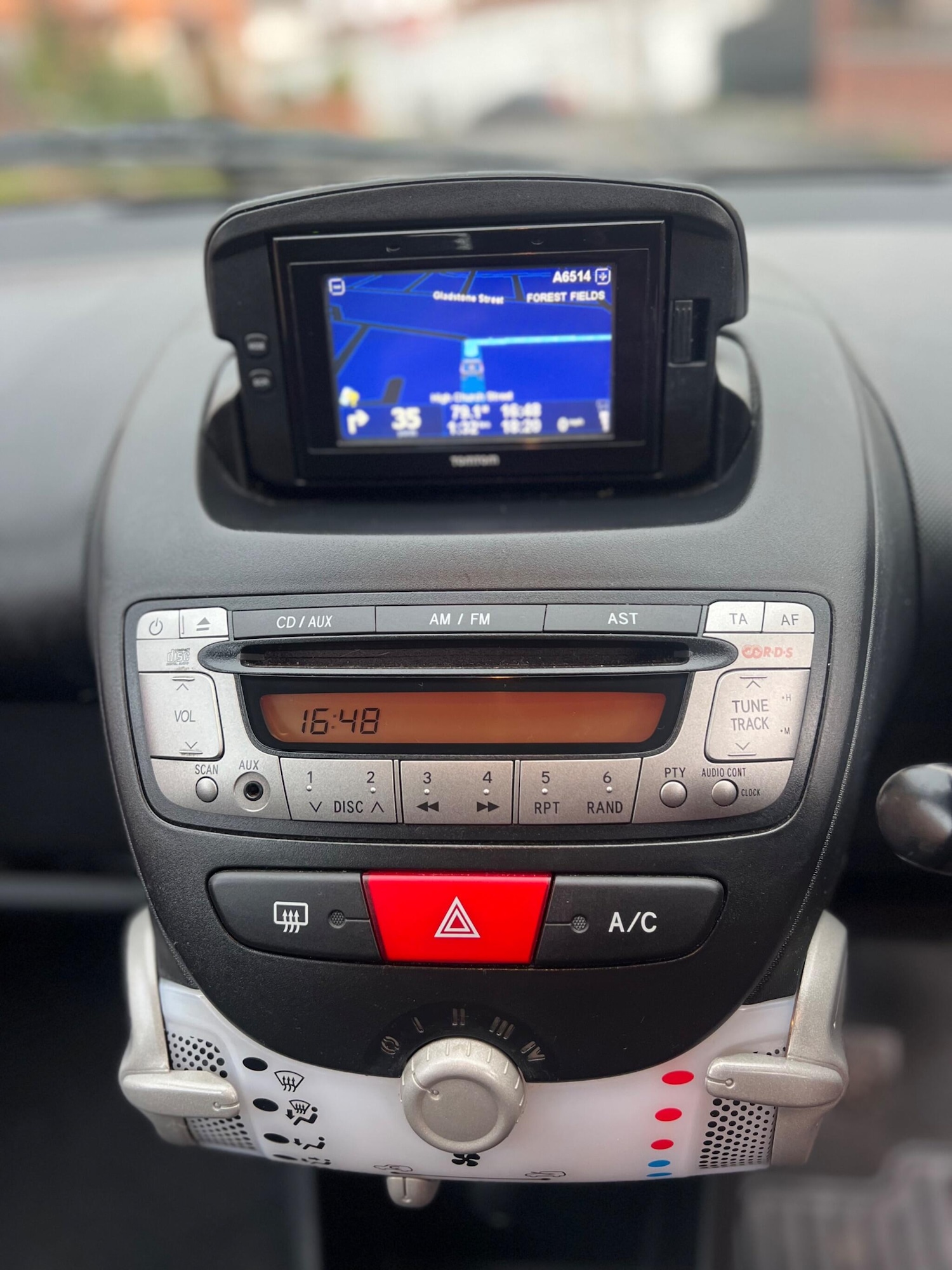 Used Toyota AYGO 2014 for sale - 77016206: Photo 17