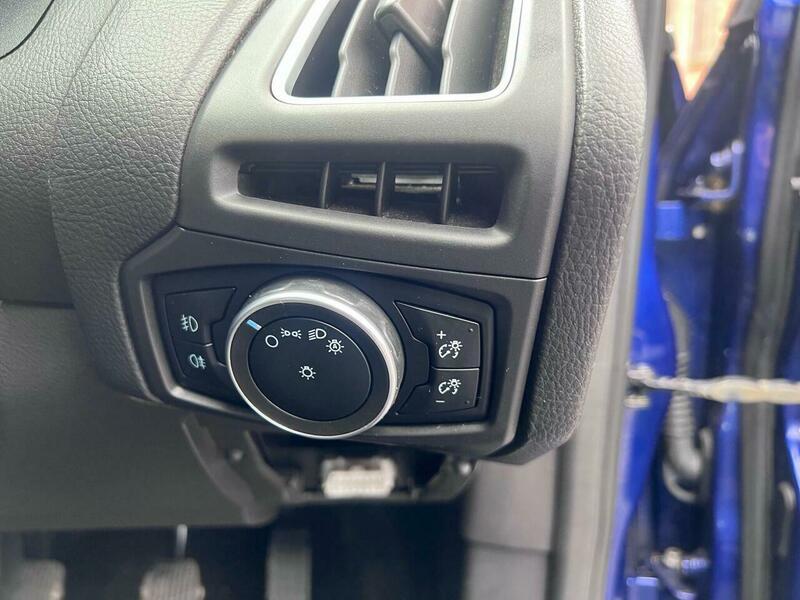 Used Ford Focus 2014 for sale - 77737379: Photo 24