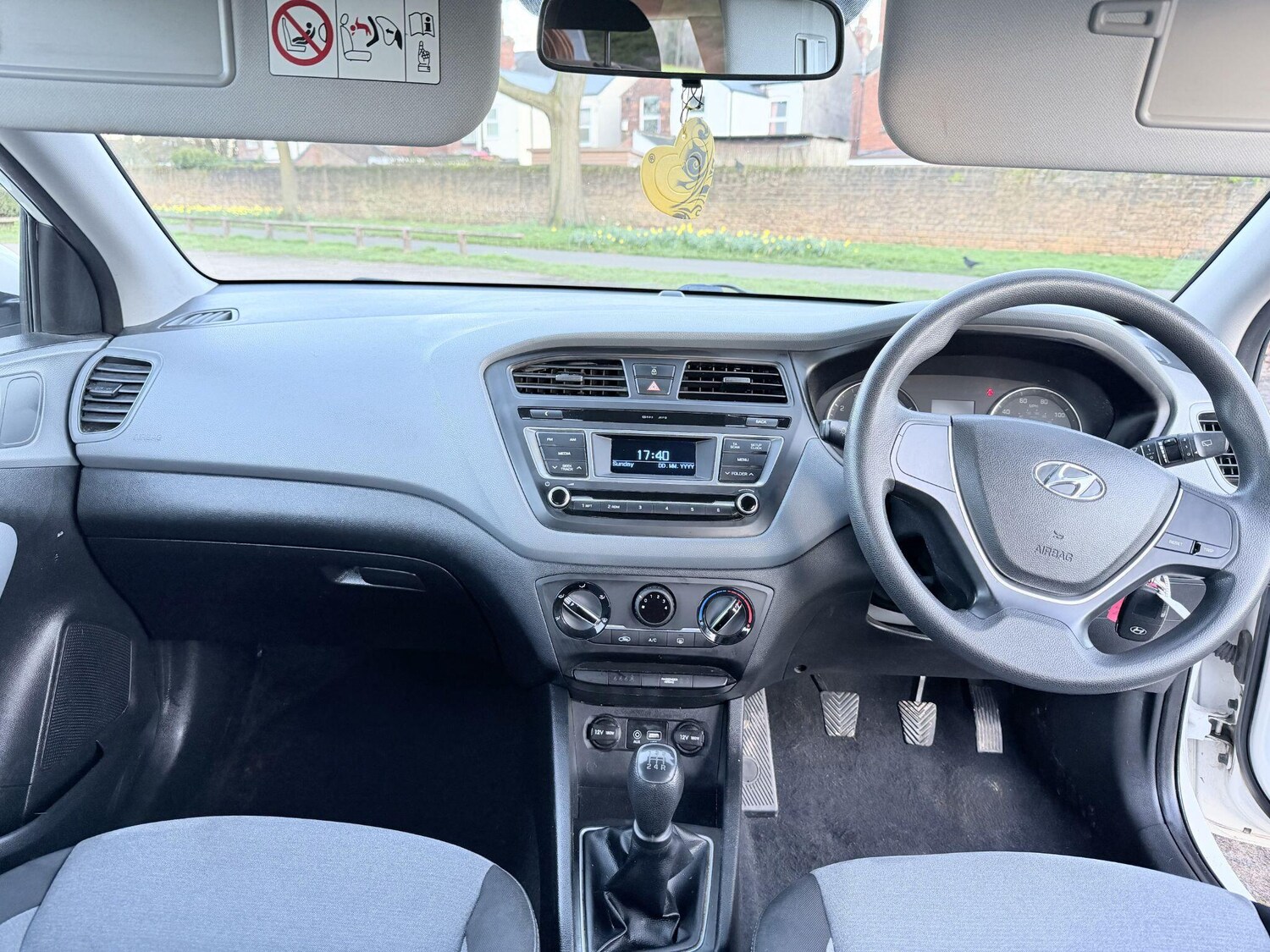 Used Hyundai i20 2015 for sale - 77939302: Photo 11