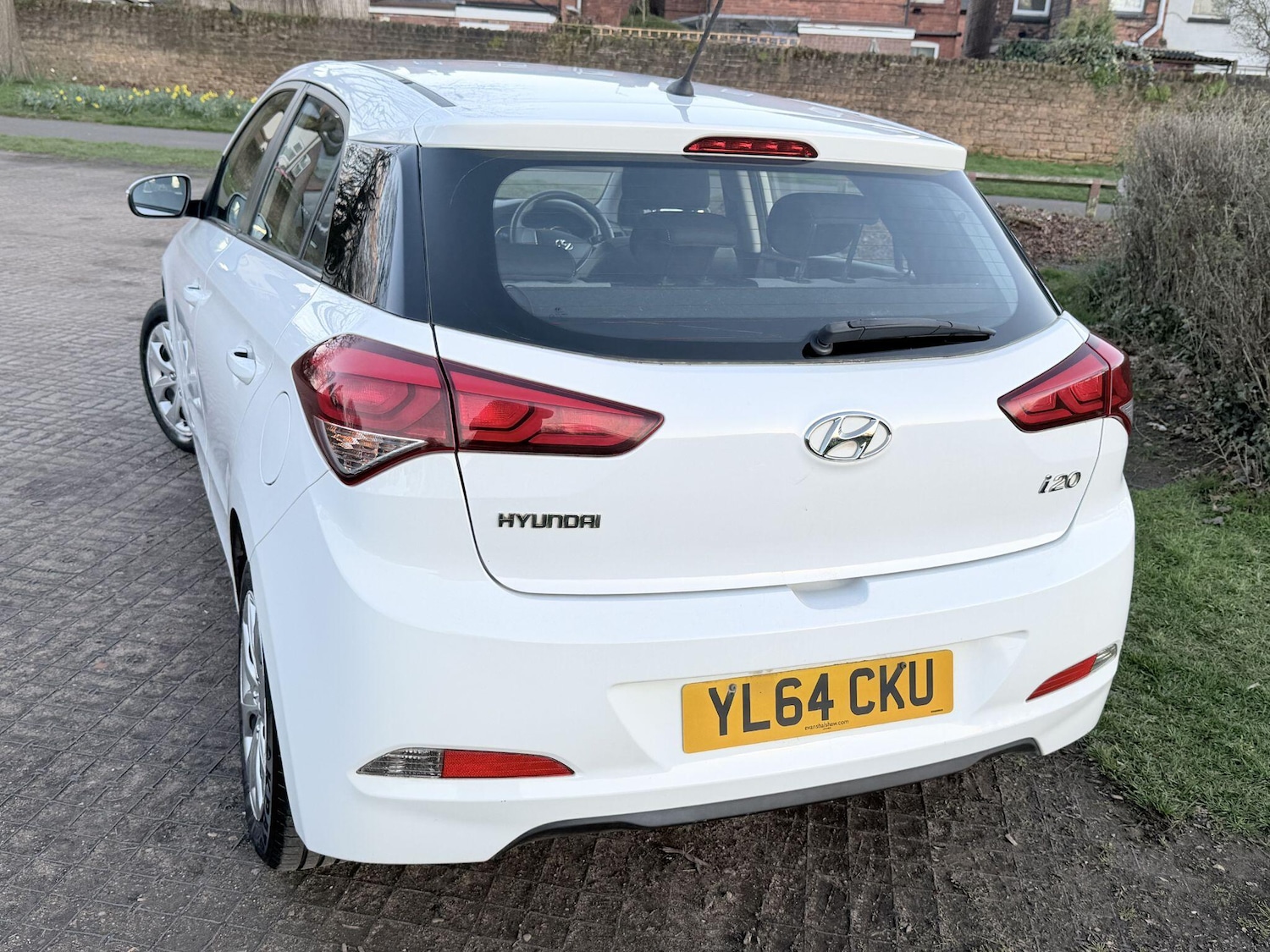 Used Hyundai i20 2015 for sale - 77939302: Photo 4