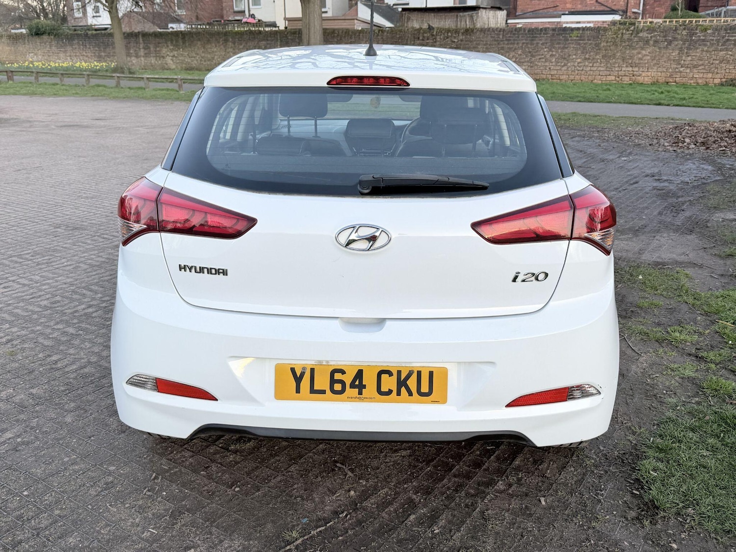 Used Hyundai i20 2015 for sale - 77939302: Photo 6
