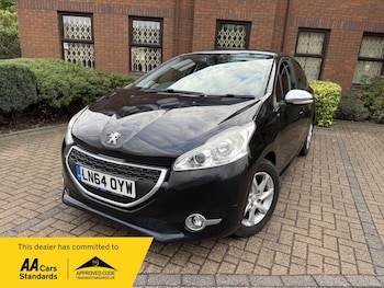 Used Peugeot 208 2014 for sale - 75657476: Photo