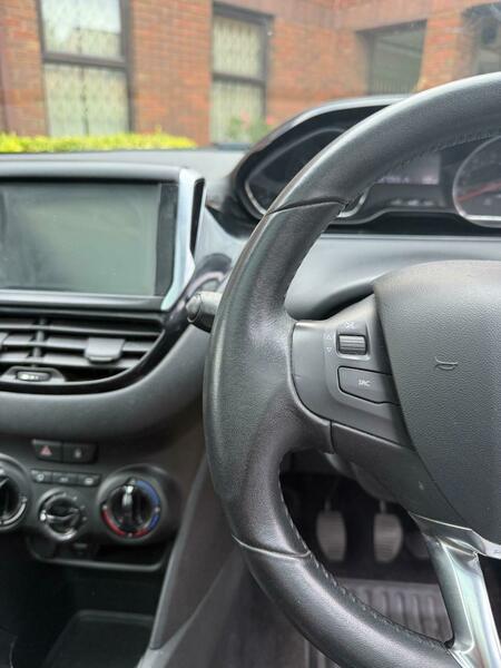 Used Peugeot 208 2014 for sale - 75657476: Photo 24