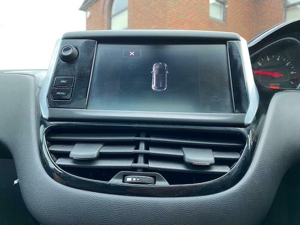 Used Peugeot 208 2014 for sale - 75657476: Photo 28
