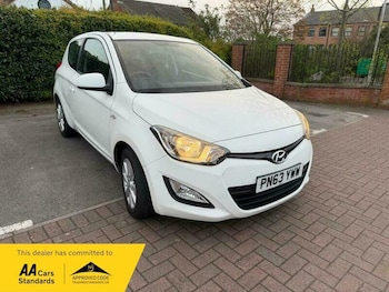 Used Hyundai i20 2013 for sale - 78492066: Photo