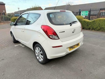 Used Hyundai i20 2013 for sale - 78492066: Photo