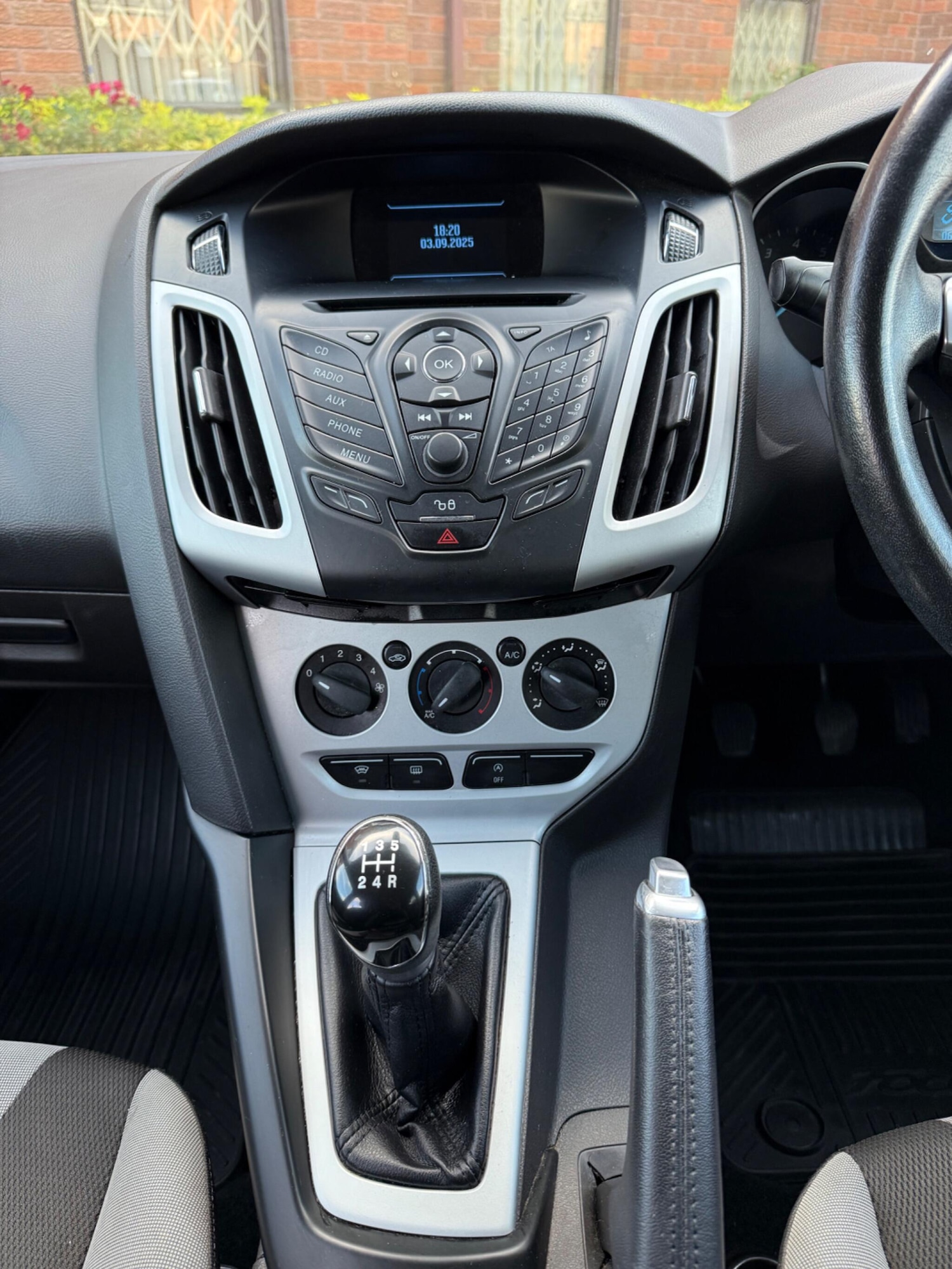 Used Ford Focus 2013 for sale - 76700903: Photo 24