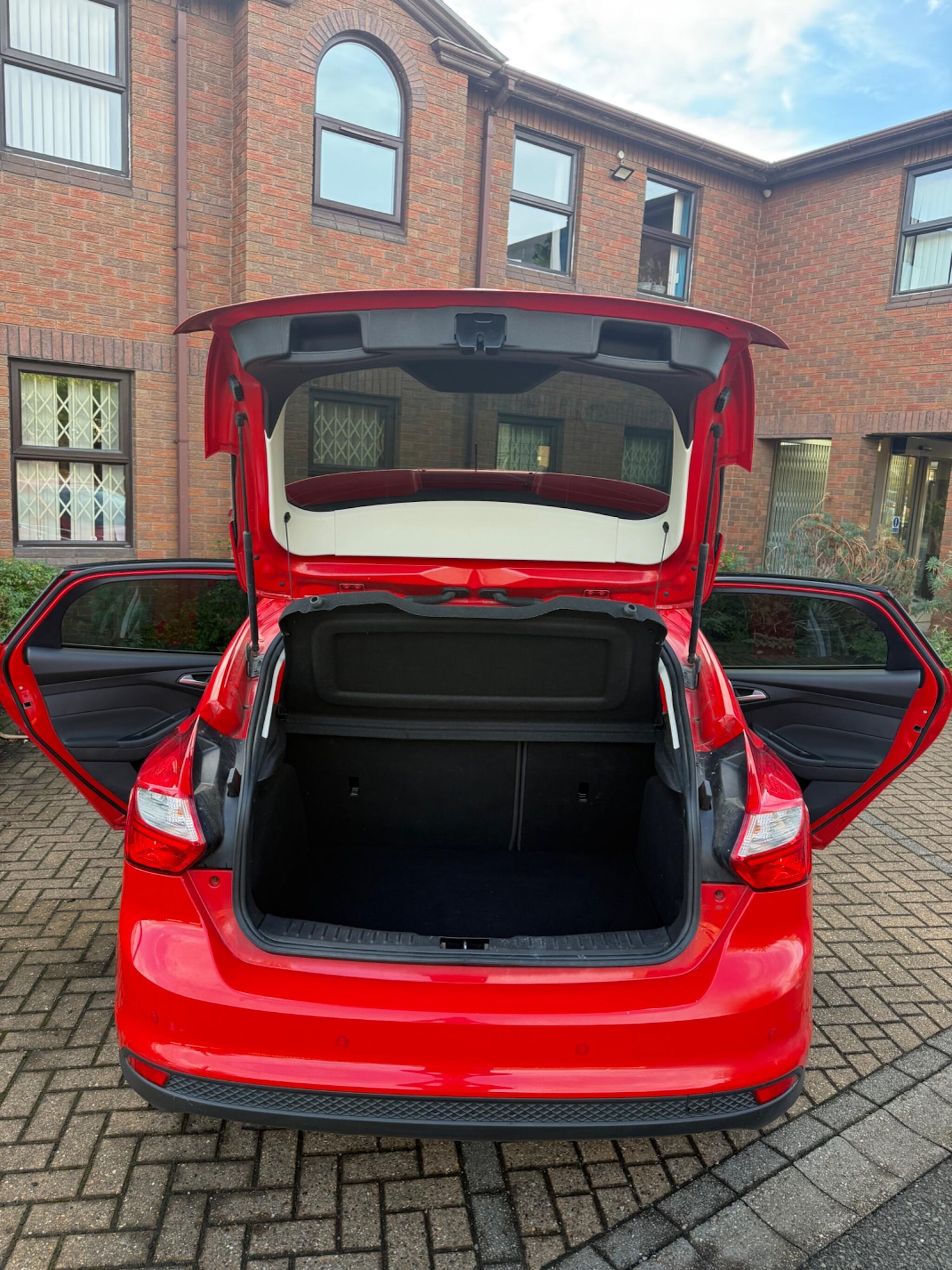 Used Ford Focus 2013 for sale - 76700903: Photo 32