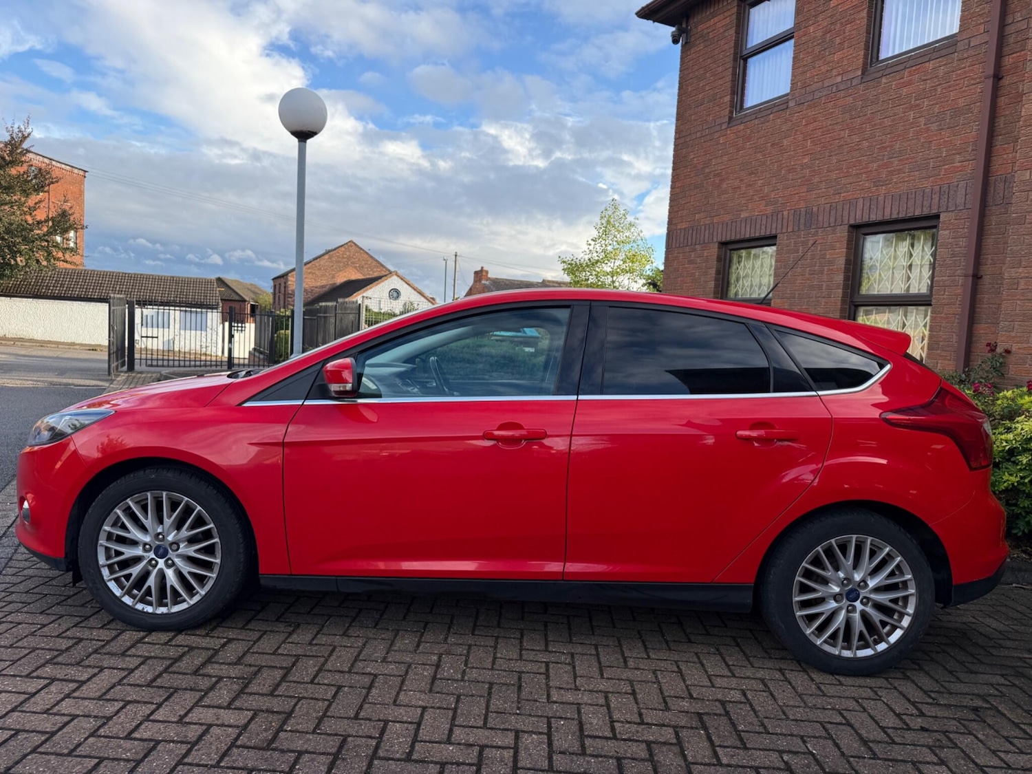 Used Ford Focus 2013 for sale - 76700903: Photo 6
