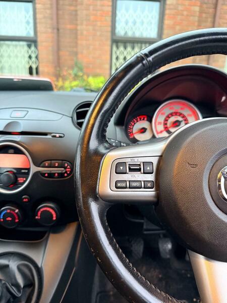 Used Mazda Mazda2 2008 for sale - 76753016: Photo 37