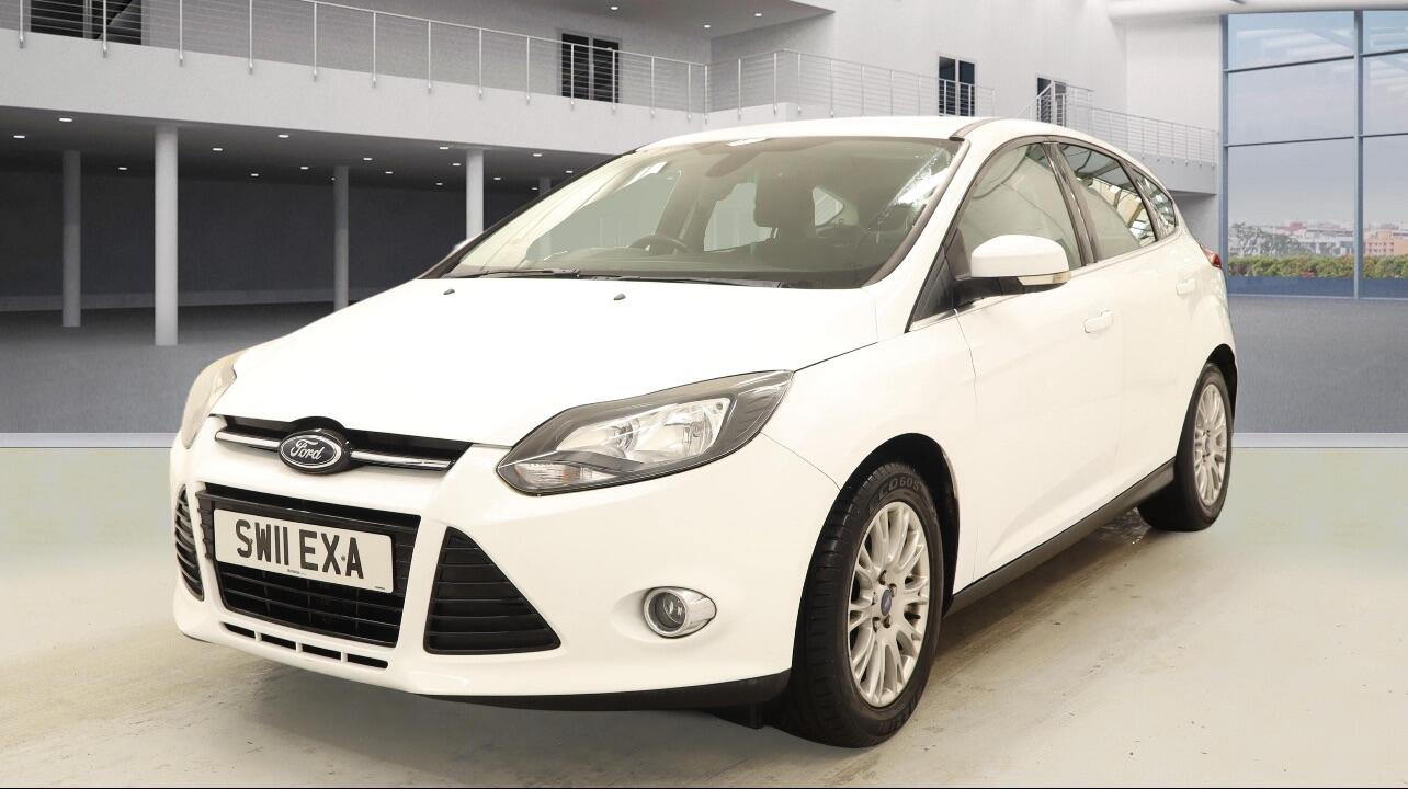 Used Ford Focus 2011 for sale - 77882250: Photo 2