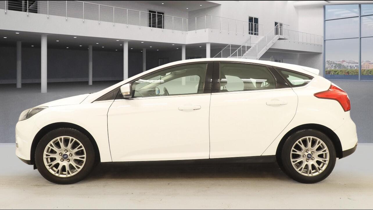 Used Ford Focus 2011 for sale - 77882250: Photo 6