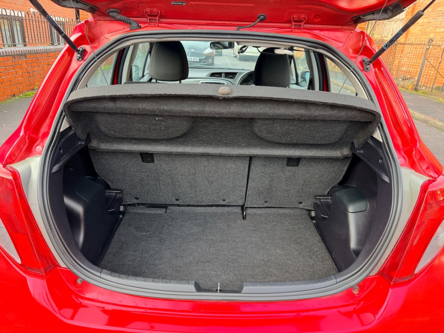 Used Toyota Yaris for sale - 77705142: Photo 28