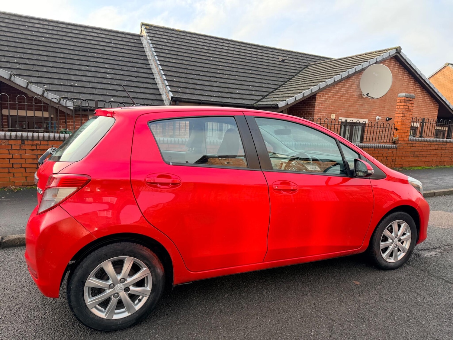 Used Toyota Yaris for sale - 77705142: Photo 7