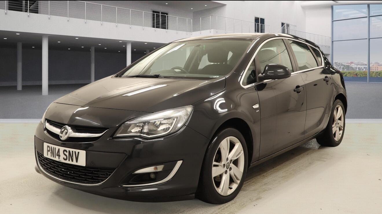Used Vauxhall Astra 2014 for sale - 77564636: Photo 2