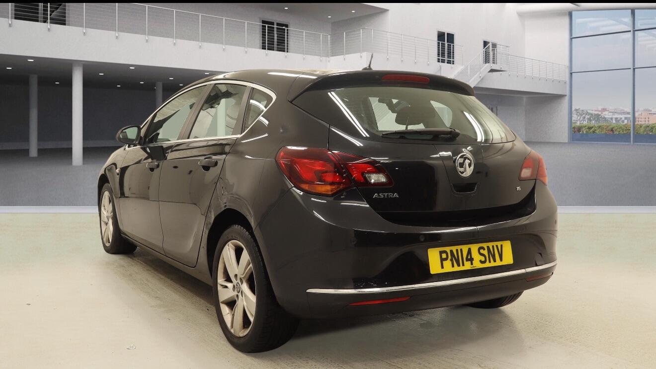 Used Vauxhall Astra 2014 for sale - 77564636: Photo 3