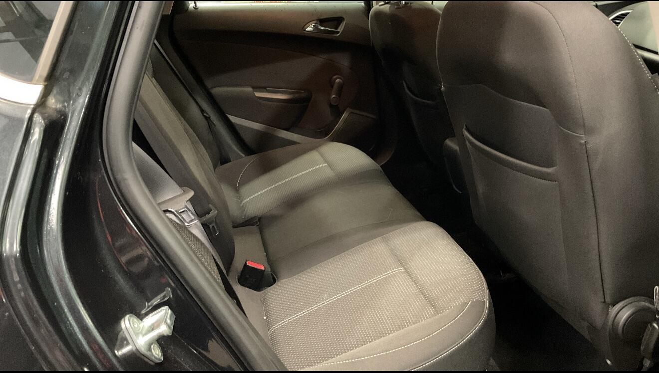 Used Vauxhall Astra 2014 for sale - 77564636: Photo 8