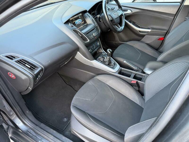 Used Ford Focus 2015 for sale - 78220218: Photo 34