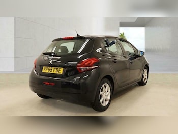Used Peugeot 208 2015 for sale - 78966178: Photo