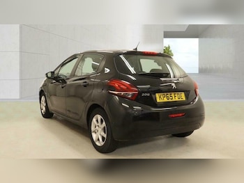 Used Peugeot 208 2015 for sale - 78966178: Photo