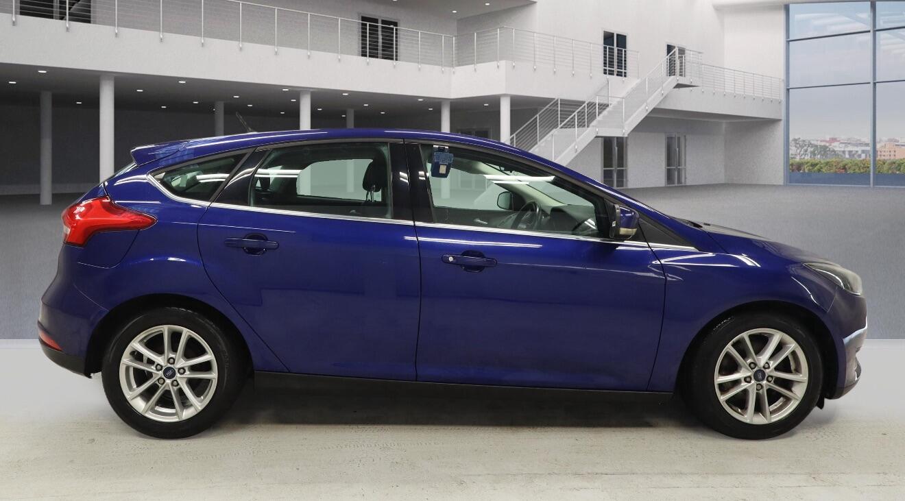Used Ford Focus 2015 for sale - 77709672: Photo 5