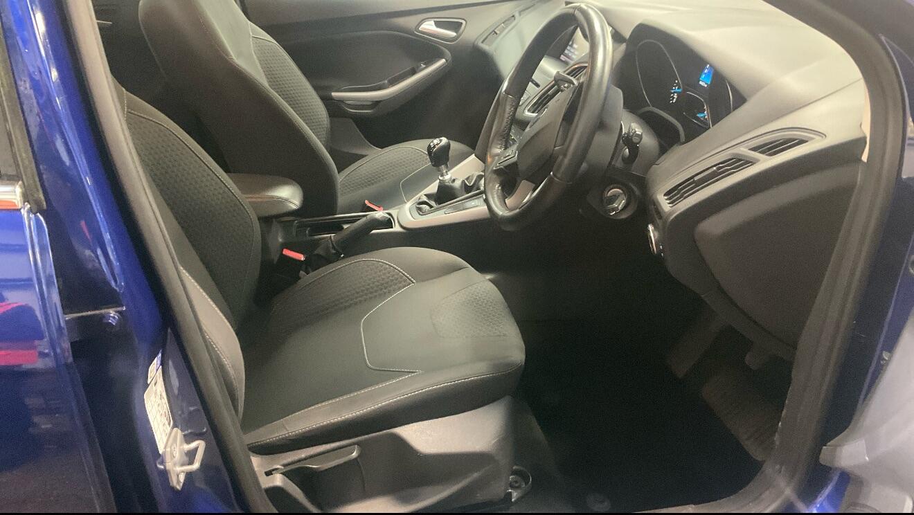 Used Ford Focus 2015 for sale - 77709672: Photo 9