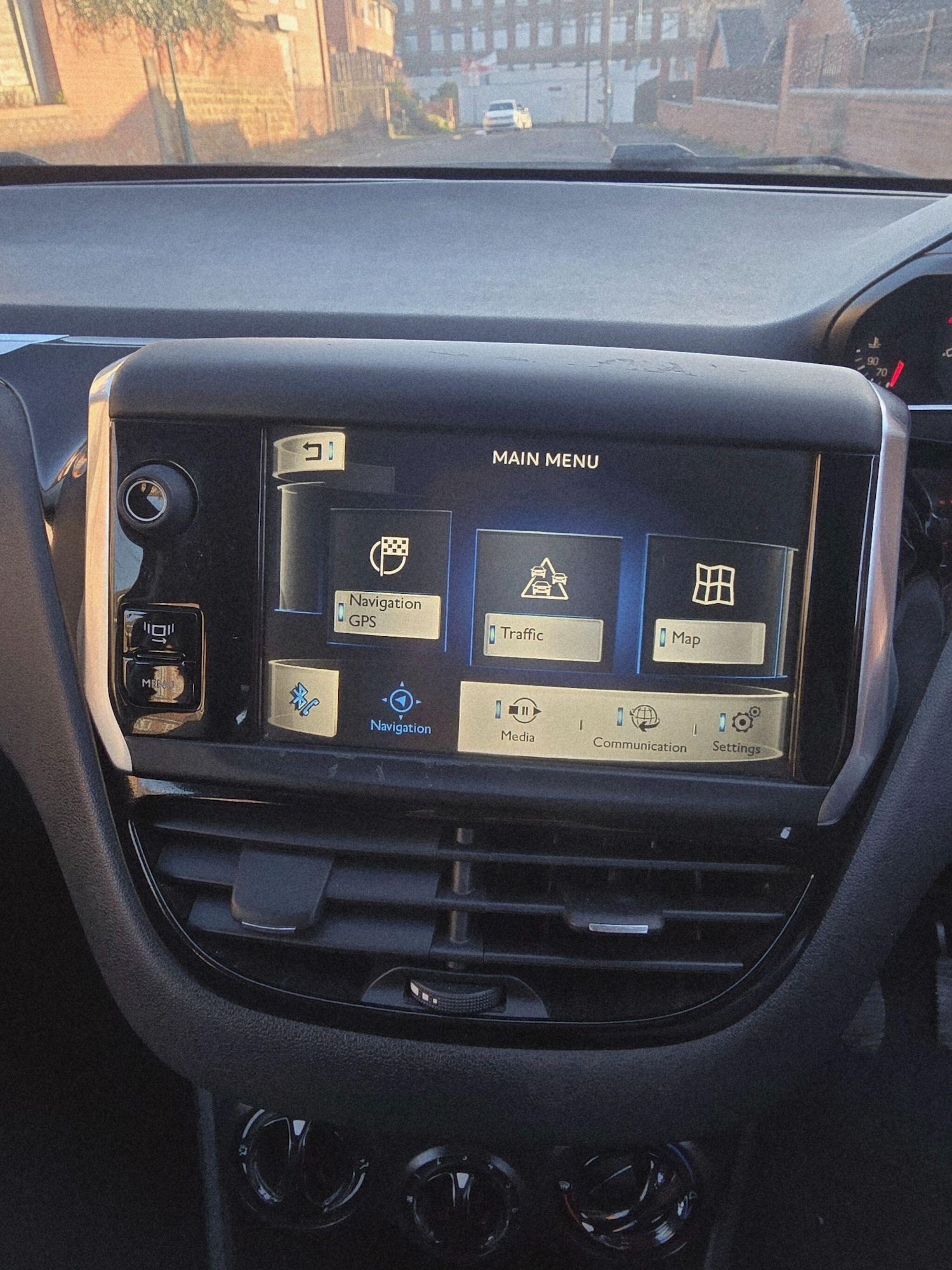 Used Peugeot 208 2014 for sale - 77066660: Photo 19