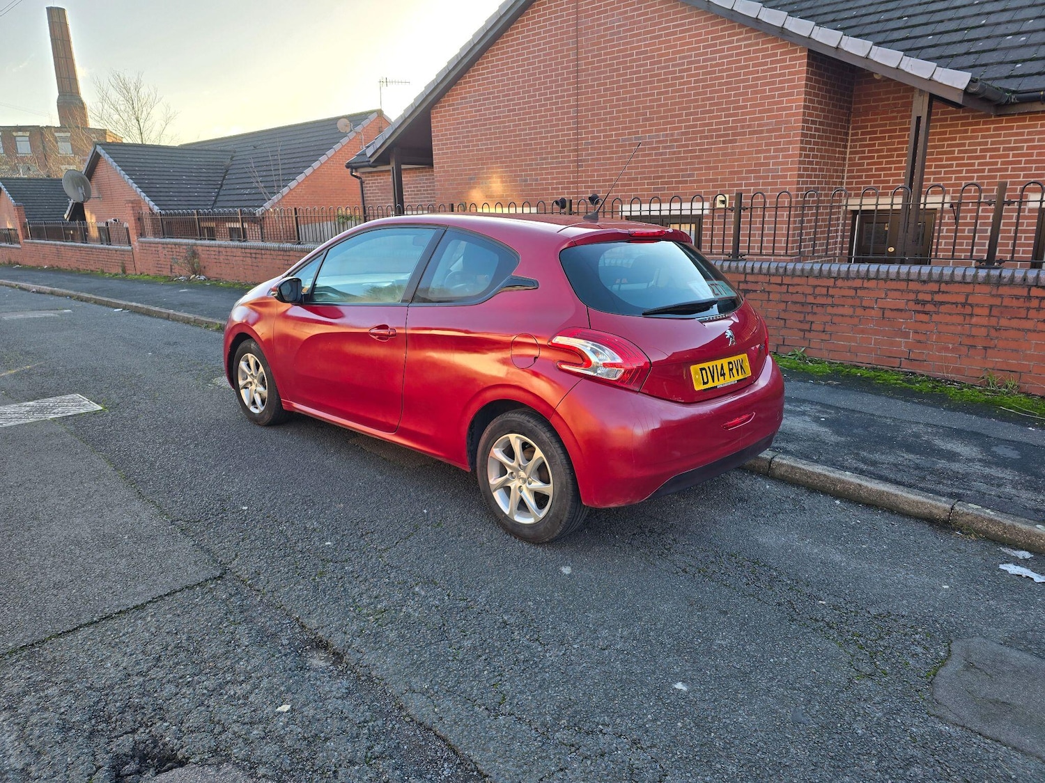 Used Peugeot 208 2014 for sale - 77066660: Photo 4