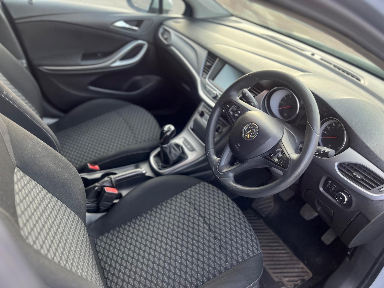 Used Vauxhall Astra 2017 for sale - 76703627: Photo 13