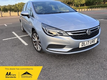 Used Vauxhall Astra 2017 for sale - 76703627: Photo