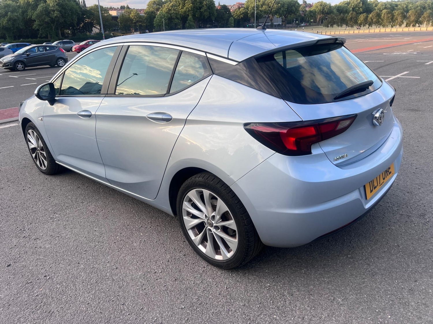Used Vauxhall Astra 2017 for sale - 76703627: Photo 4