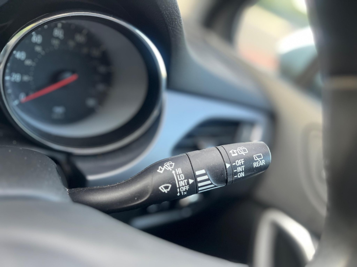 Used Vauxhall Astra 2017 for sale - 76703627: Photo 44