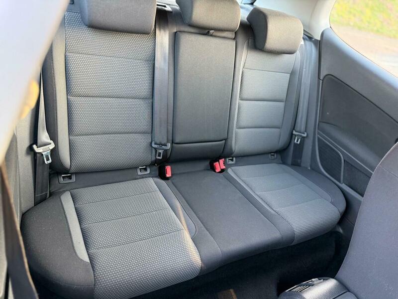 Used Volkswagen Golf 2010 for sale - 77645820: Photo 21