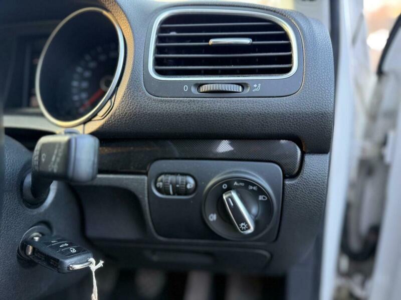 Used Volkswagen Golf 2010 for sale - 77645820: Photo 22