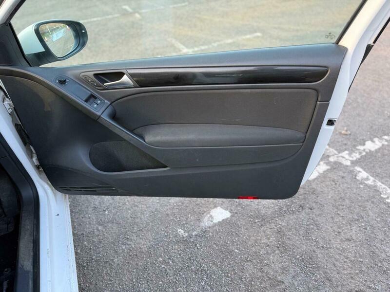 Used Volkswagen Golf 2010 for sale - 77645820: Photo 25