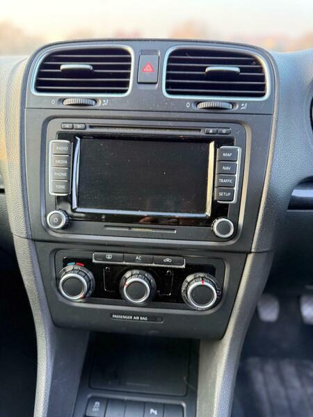 Used Volkswagen Golf 2010 for sale - 77645820: Photo 31