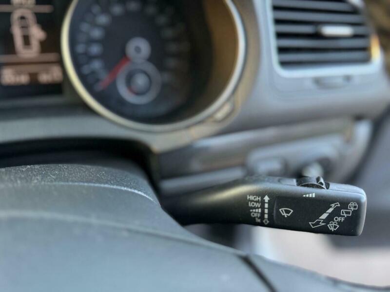 Used Volkswagen Golf 2010 for sale - 77645820: Photo 33