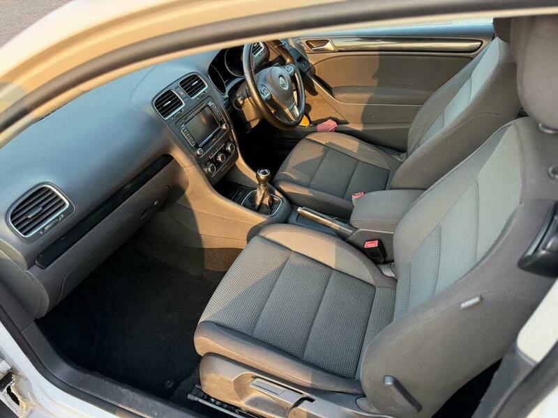 Used Volkswagen Golf 2010 for sale - 77645820: Photo 40
