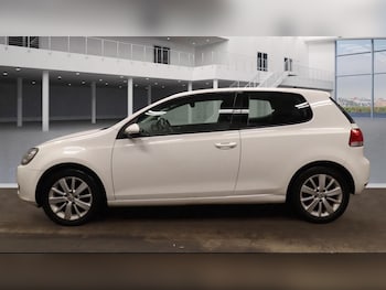 Used Volkswagen Golf 2010 for sale - 77645820: Photo
