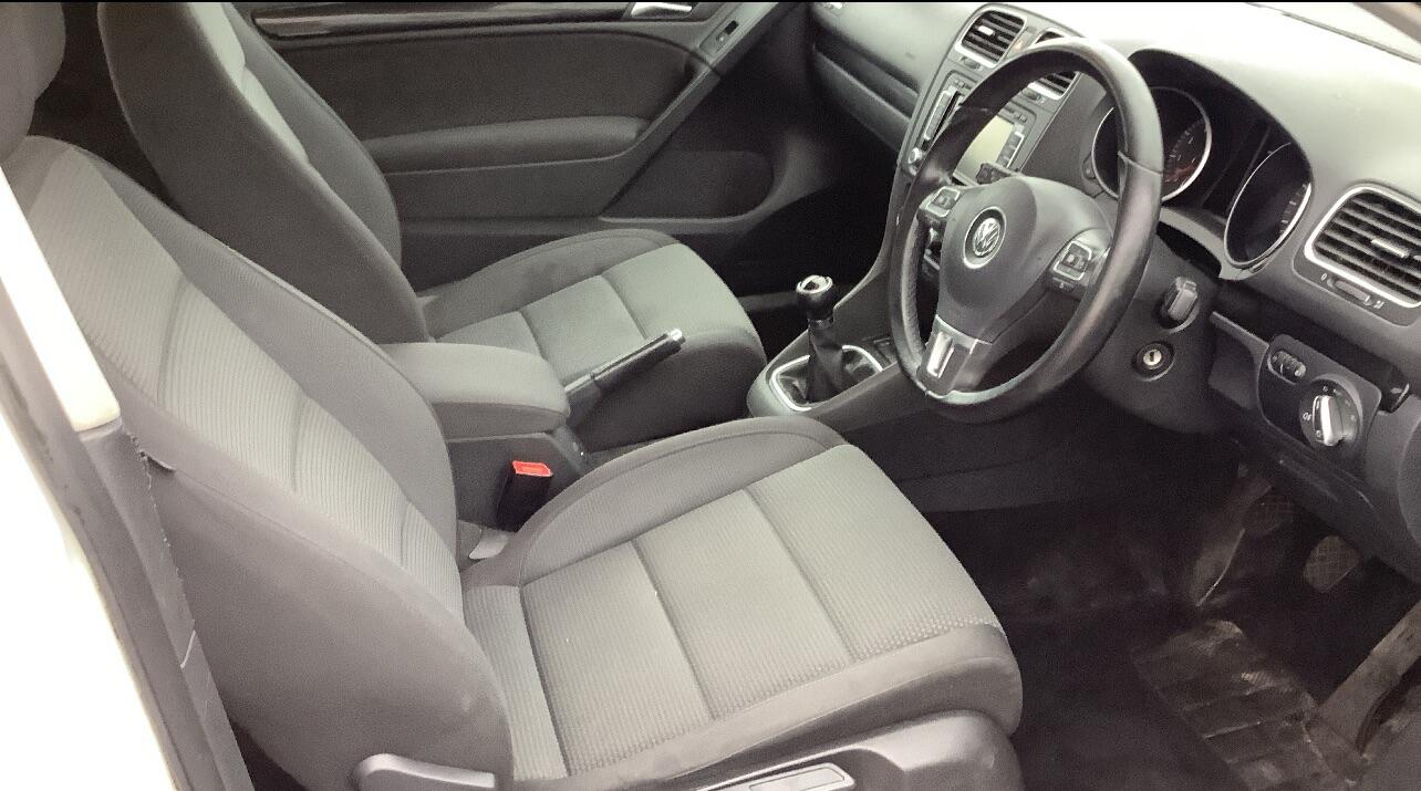 Used Volkswagen Golf 2010 for sale - 77645820: Photo 7