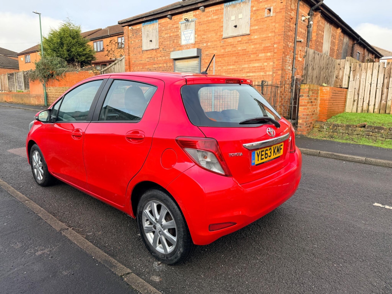 Used Toyota Yaris 2013 for sale - 77101806: Photo 4