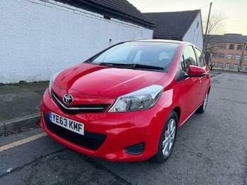 Used Toyota Yaris 2013 for sale - 77101806: Photo