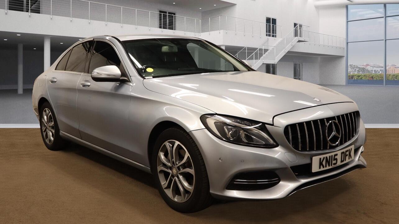 Used Mercedes-Benz C Class 2015 for sale - 77358568: Photo 1